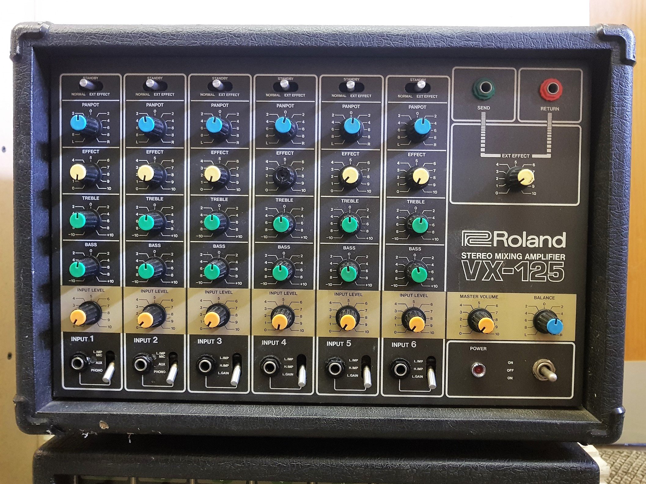 Roland VX-125 Stereo Mixer