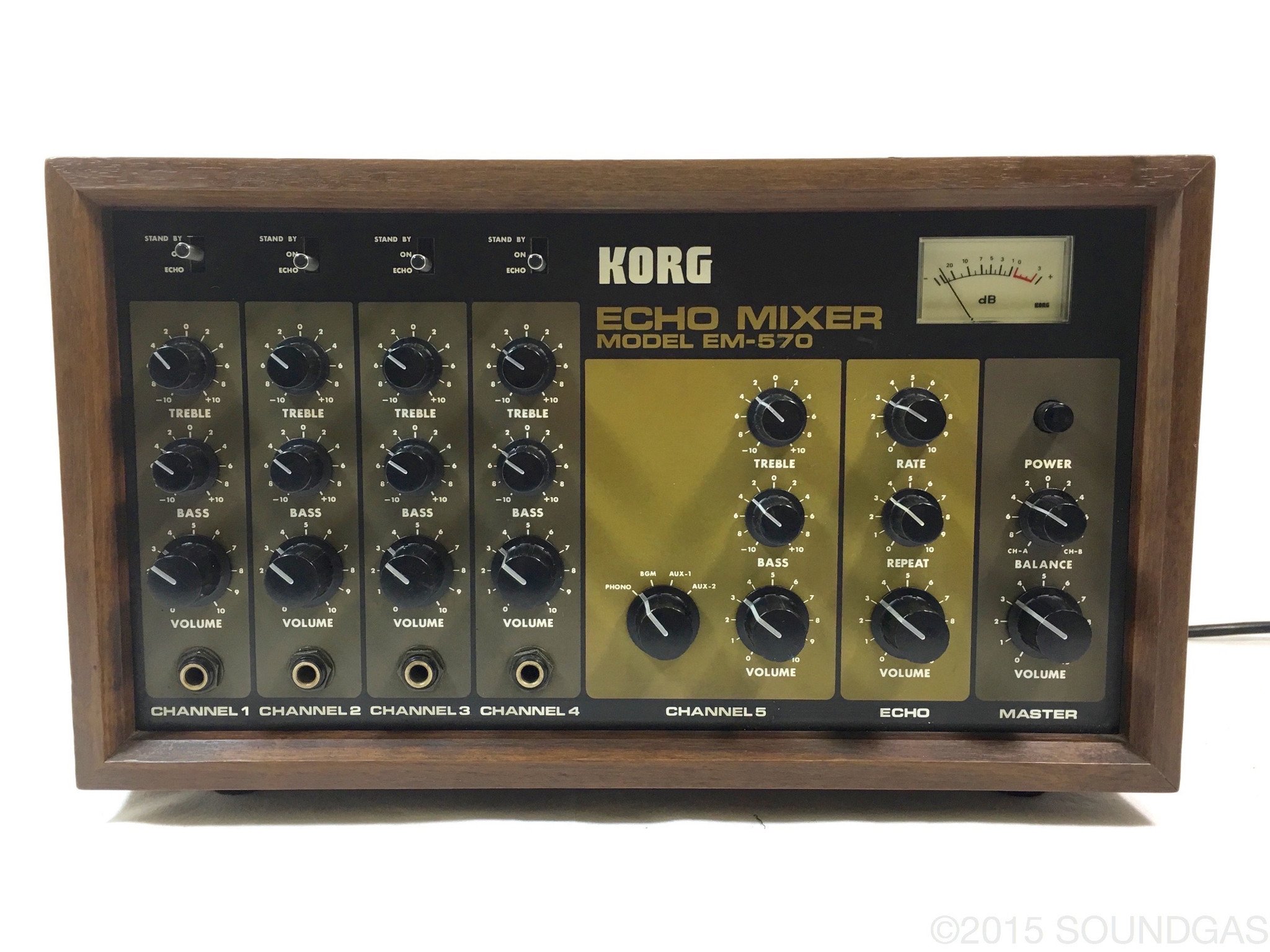 KORG ECHO MIXER EM-570 (MN-3005 delay)