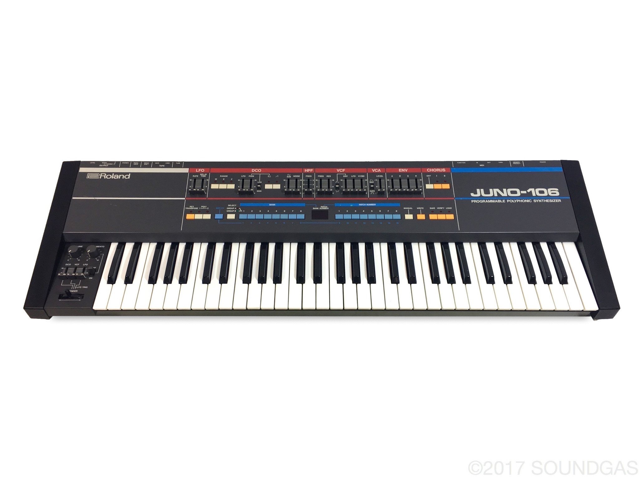 Roland Juno-106 with Original Case