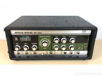Roland-RE-201-Space-Echo-Cover-1