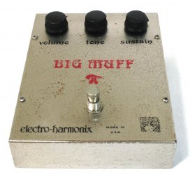 Electro-Harmonix Big Muff Pi (Front Top 2)
