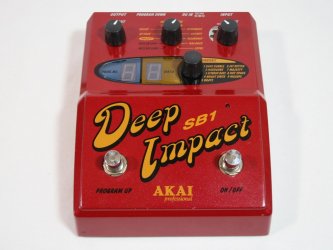 AKAI DEEP IMPACT SB-1 Bass Synthesizer Pedal