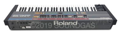 Roland Juno-106 + Hard Case