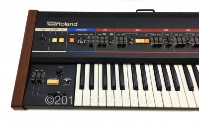 Roland Juno-60 240v