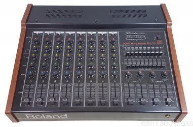 Roland PA-150 Stereo Mixer with Spring Reverb
