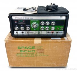 Roland RE-201 Space Echo 117v - Mint