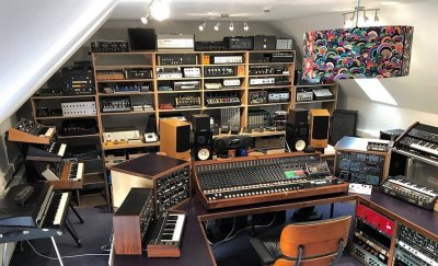 Chilton QM3 – 24-8-2 Mixing console – ex-BBC