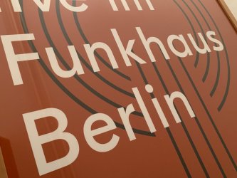 Funkhaus-Poster