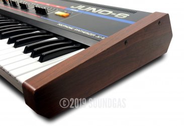 Roland Juno-6 + Tubbutec Midi Kit