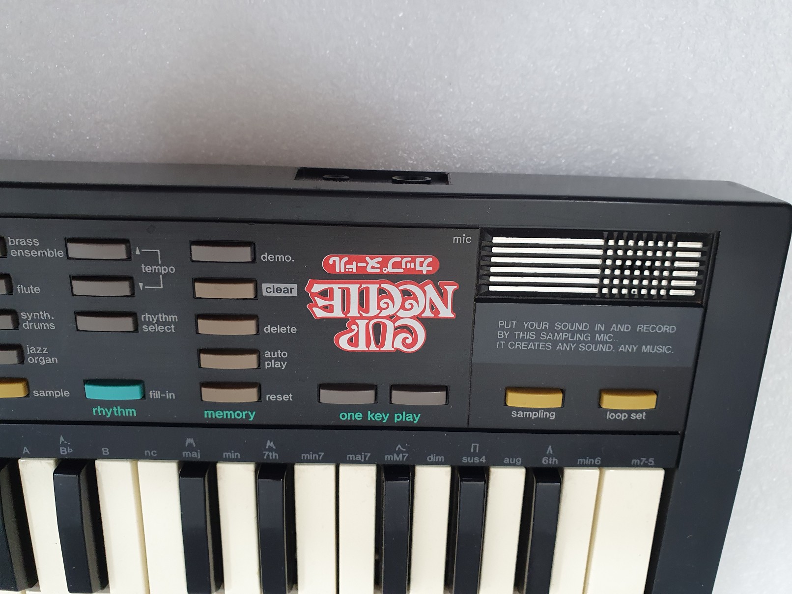 Nissin Cup Noodle C-16 Digital Synthesizer (Casio SK-1 Keytar) FOR 