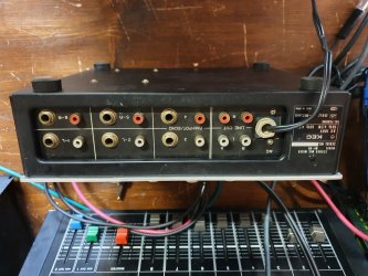 Victor MI-60 Stereo 6-Channel Mic Mixer