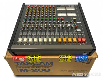 Tascam-M-208-Mixer-Boxed-SN330195-Cover-2