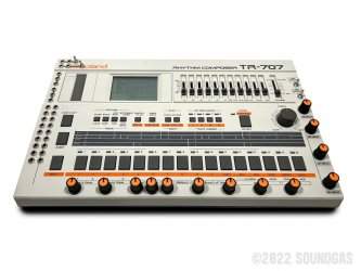 Roland-TR-707-Rynthm-Composer-SN505300-Circuitbent-Cover-2