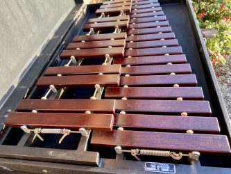 Musser M40 2.5 Octave Rosewood Xylophone