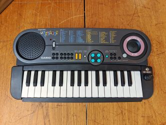 Casio Voiceman V-10 Circuitbent Sampling Keyboard